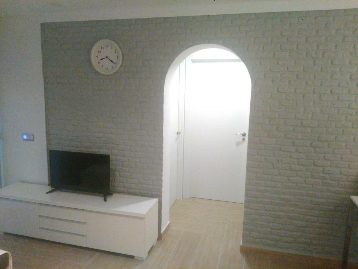 Alegranza Apartment เบนัลมาเดนา ภายนอก รูปภาพ